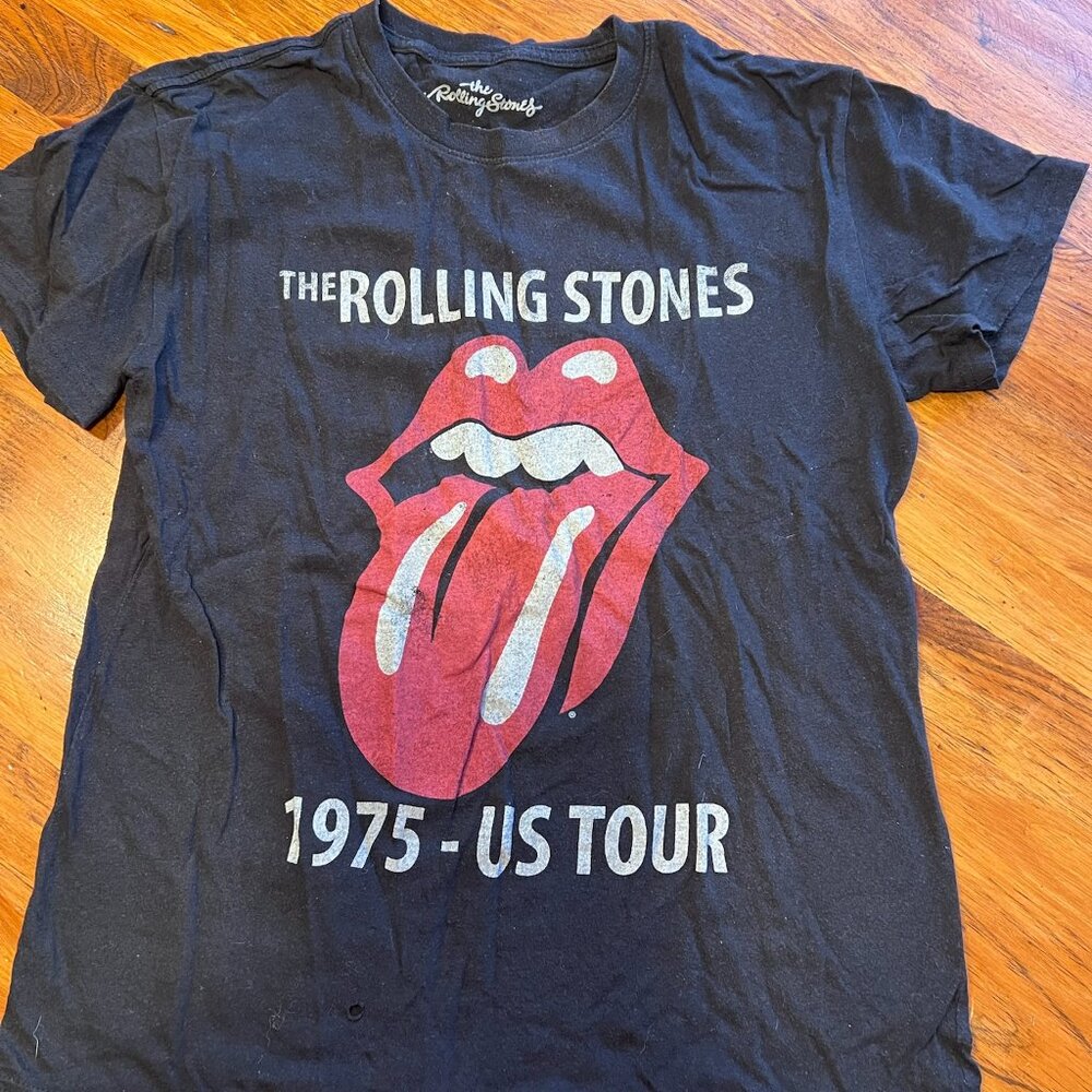 Rolling Stones 1975 US Tour Tee – Vintage Rock Graphic Shirt, Size M